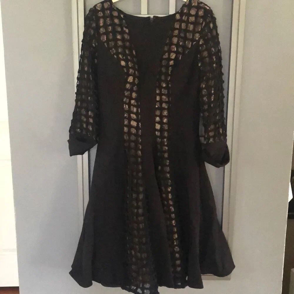 Jovani Black and beige crochet detail skater style dress size 6
